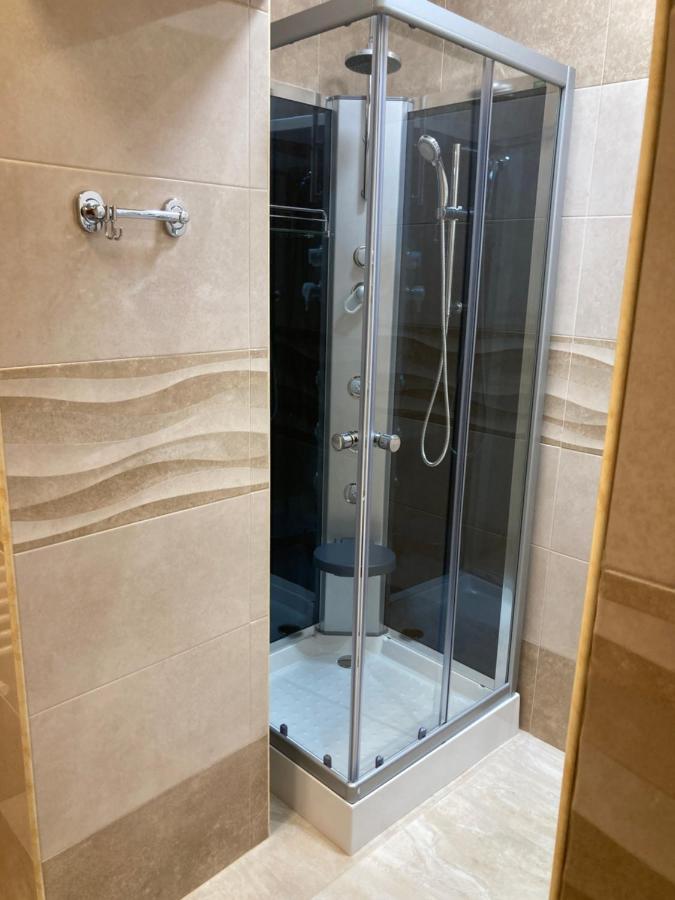 B&B La Reggia Di Rihanna Spa カゼルタ エクステリア 写真