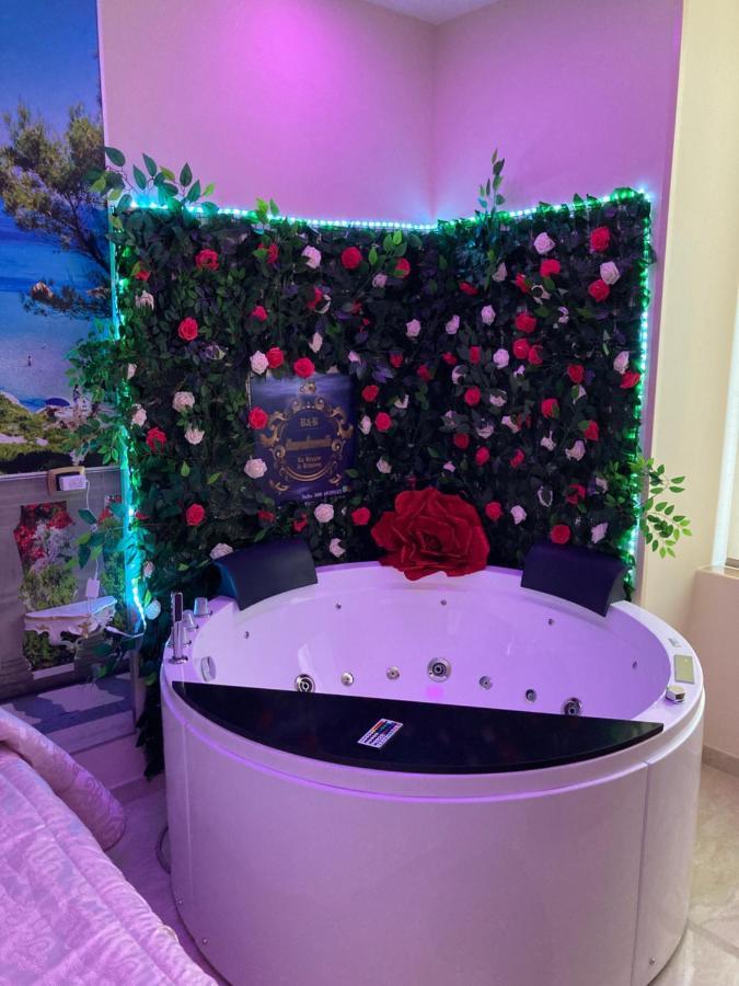 B&B La Reggia Di Rihanna Spa カゼルタ エクステリア 写真