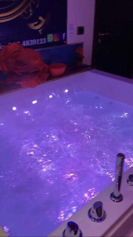 B&B La Reggia Di Rihanna Spa カゼルタ エクステリア 写真