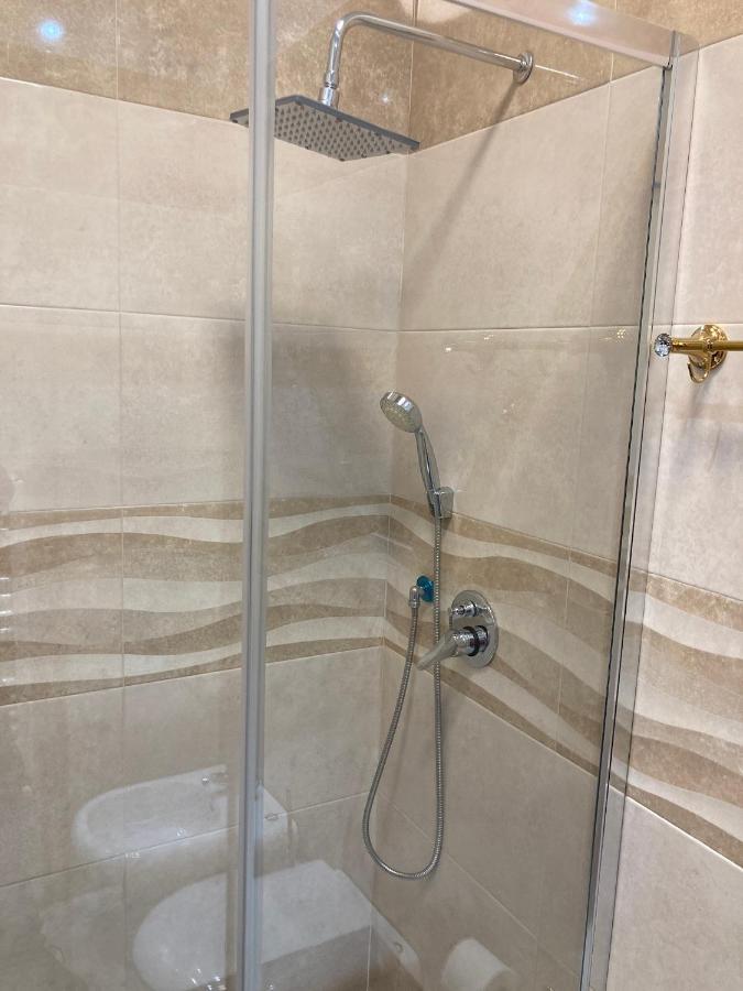 B&B La Reggia Di Rihanna Spa カゼルタ エクステリア 写真